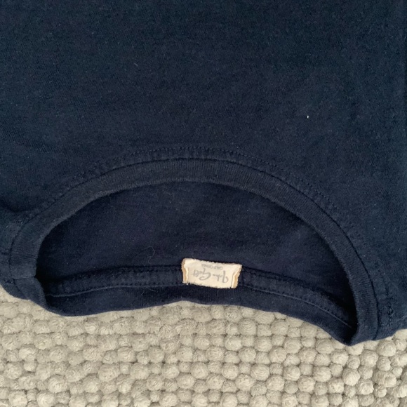 Brandy Melville tee - Picture 3 of 4